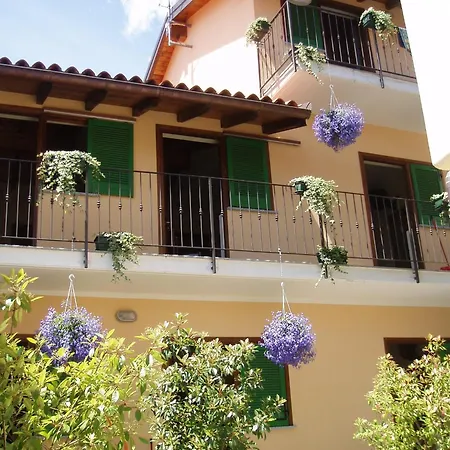 بيت ضيافة Dependance Pesce D'oro فيربانيا