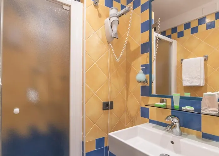 Dependance Pesce D'oro בית הארחה 3*